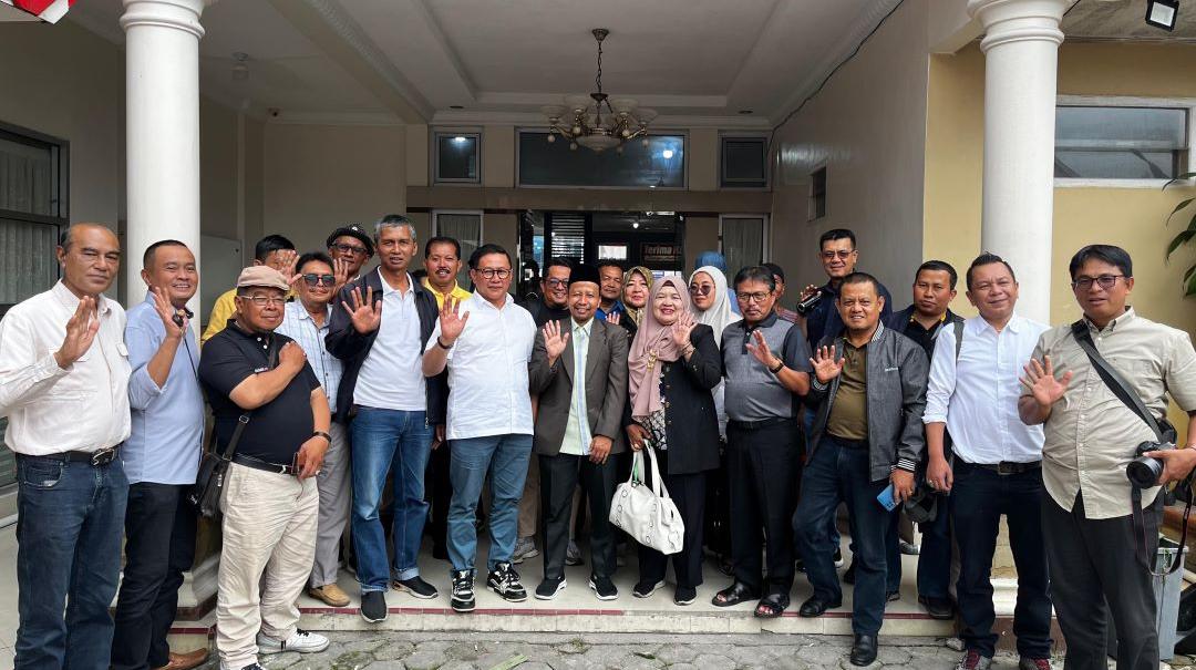 Cara Publik Figur Menanggapi Kritikan Publik, Erman Safar dan Zulkhairahmi Membuat Video...