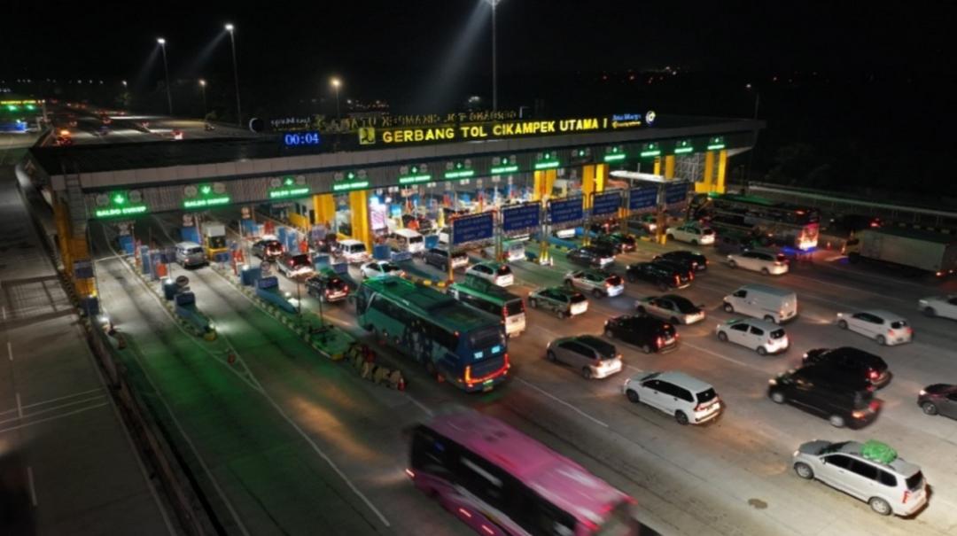 Km 47 Tol Jakarta-Cikampek - Km 414 GT Kalikangkung Tol Batang-Semarang, Berlaku Satu Arah