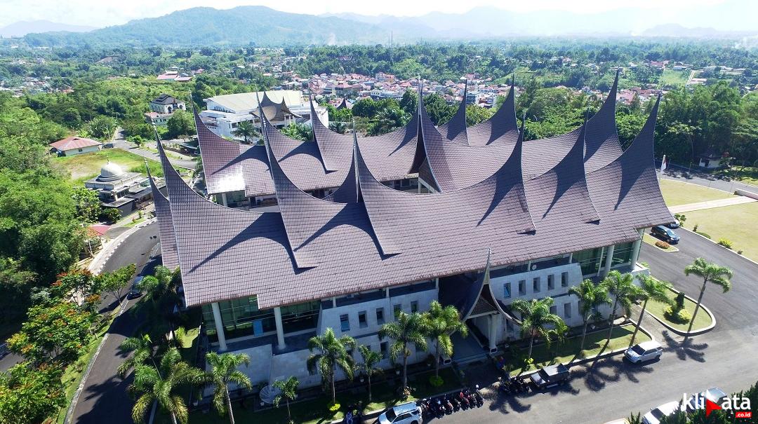 Wendra Yunaldi : Pemko Bukittinggi Tidak Paham Hukum